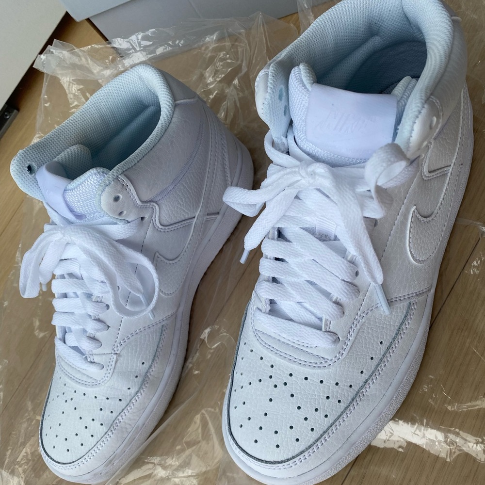 Nike Air All White Shoes women size is 7.5 high neck sneakers Air Force one Nike